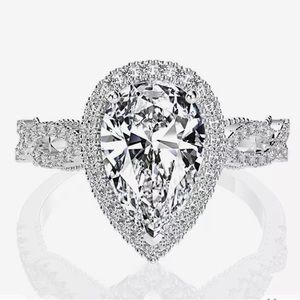 Pear Shaped “Moissanite” Ring NWOT